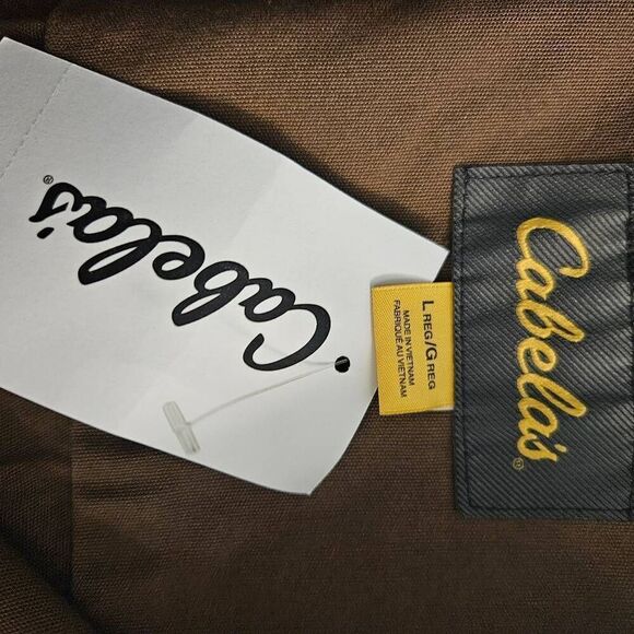 Cabela's mens work shirt, brown short sleeved. Size L. NWT. # 801 - Picture 4 of 6